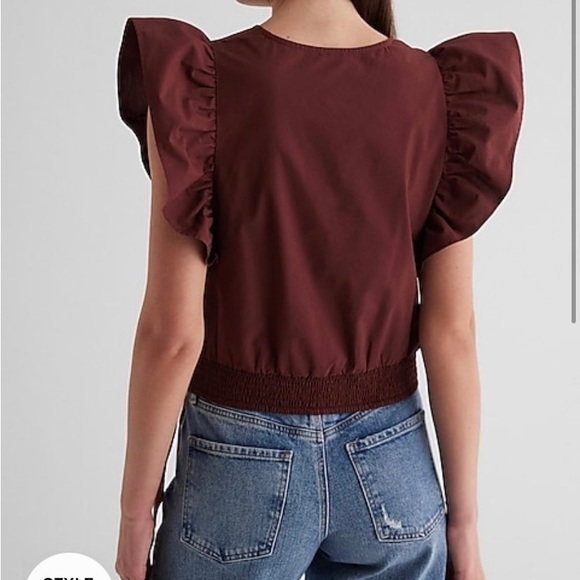 Express Flutter Rouched Sleeve Top NWT - Picture 2 of 3